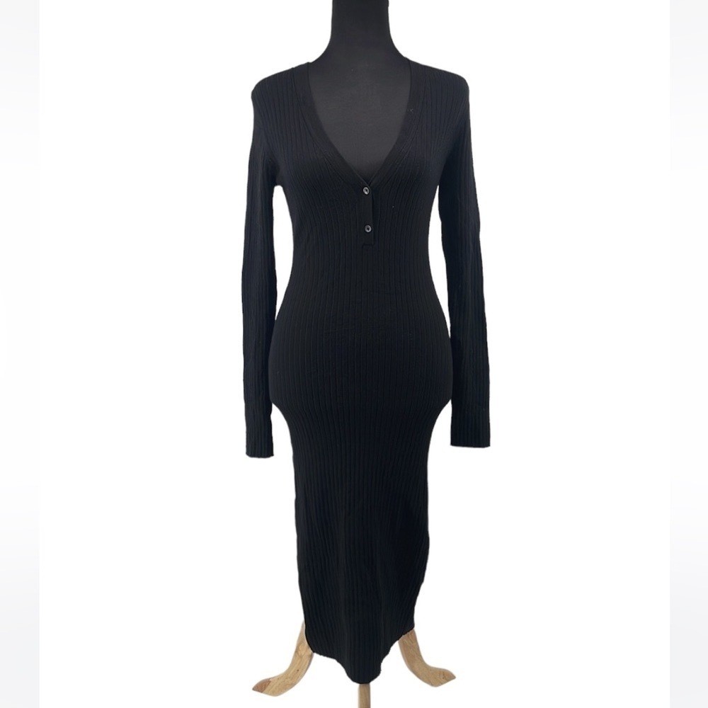 Aritzia Wilfred ribbed sweater dress curvy fitted Layla dress midi sz sm